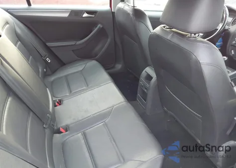 2014 Volkswagen Jetta 2.0L Tdi from USA, damaged, VIN 3VW3L7AJ5EM337141